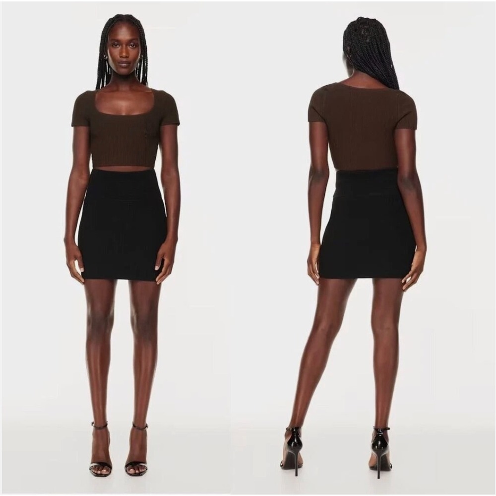 Babaton Aritzia Sculpt Knit Mini Skirt Black Sz Large Elevated Basics Capsule